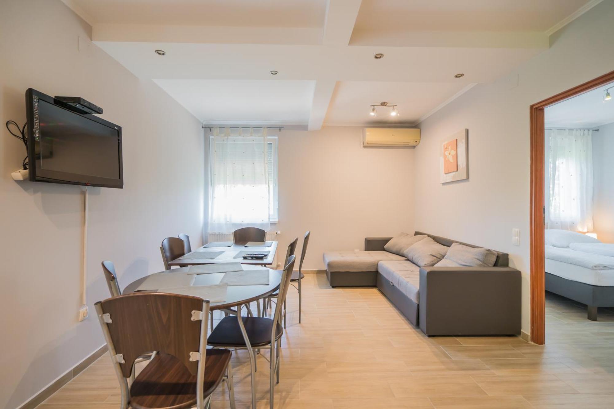 Riviera Apartmanhaz Сиофок Екстериор снимка