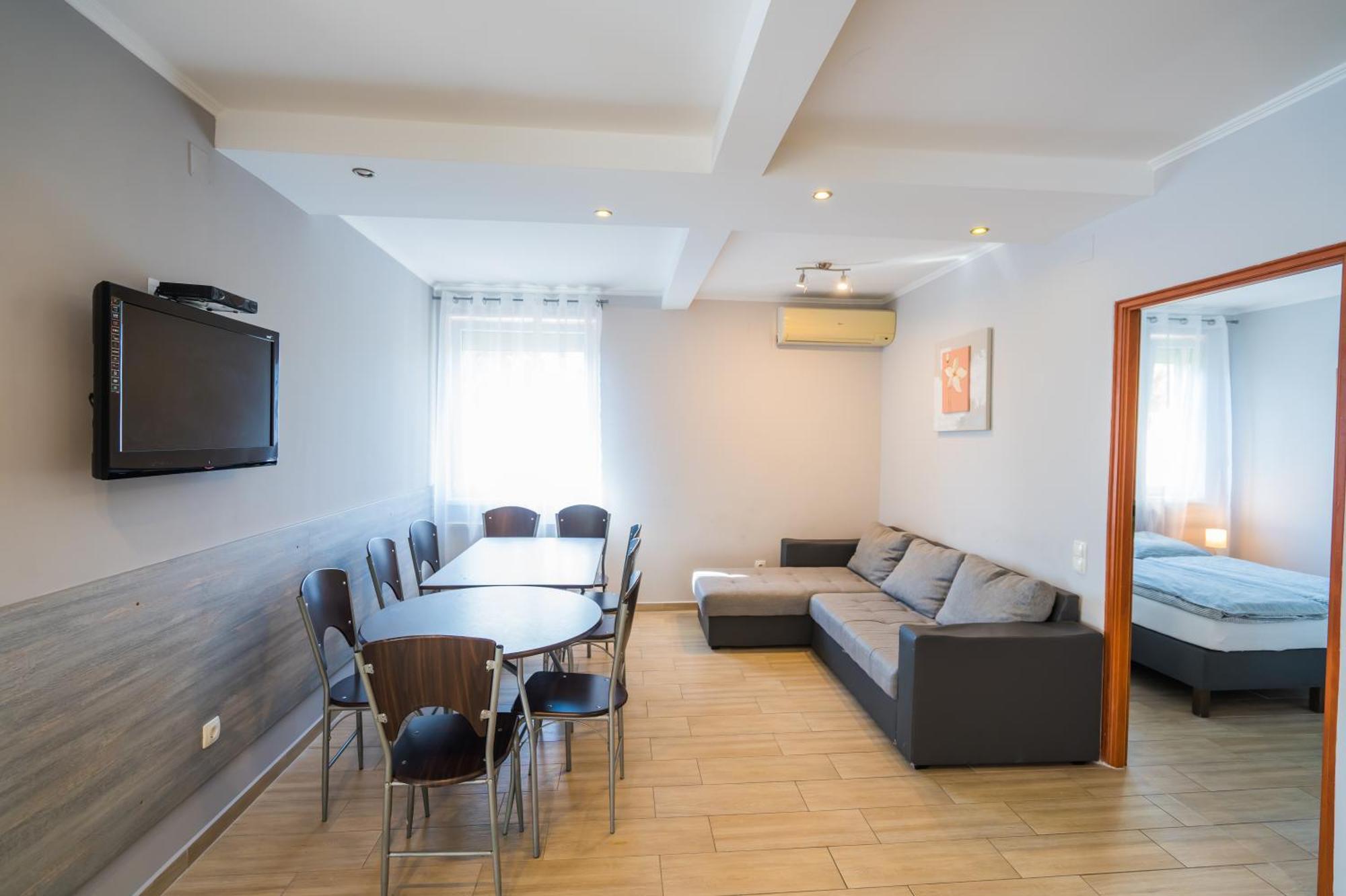 Riviera Apartmanhaz Сиофок Екстериор снимка