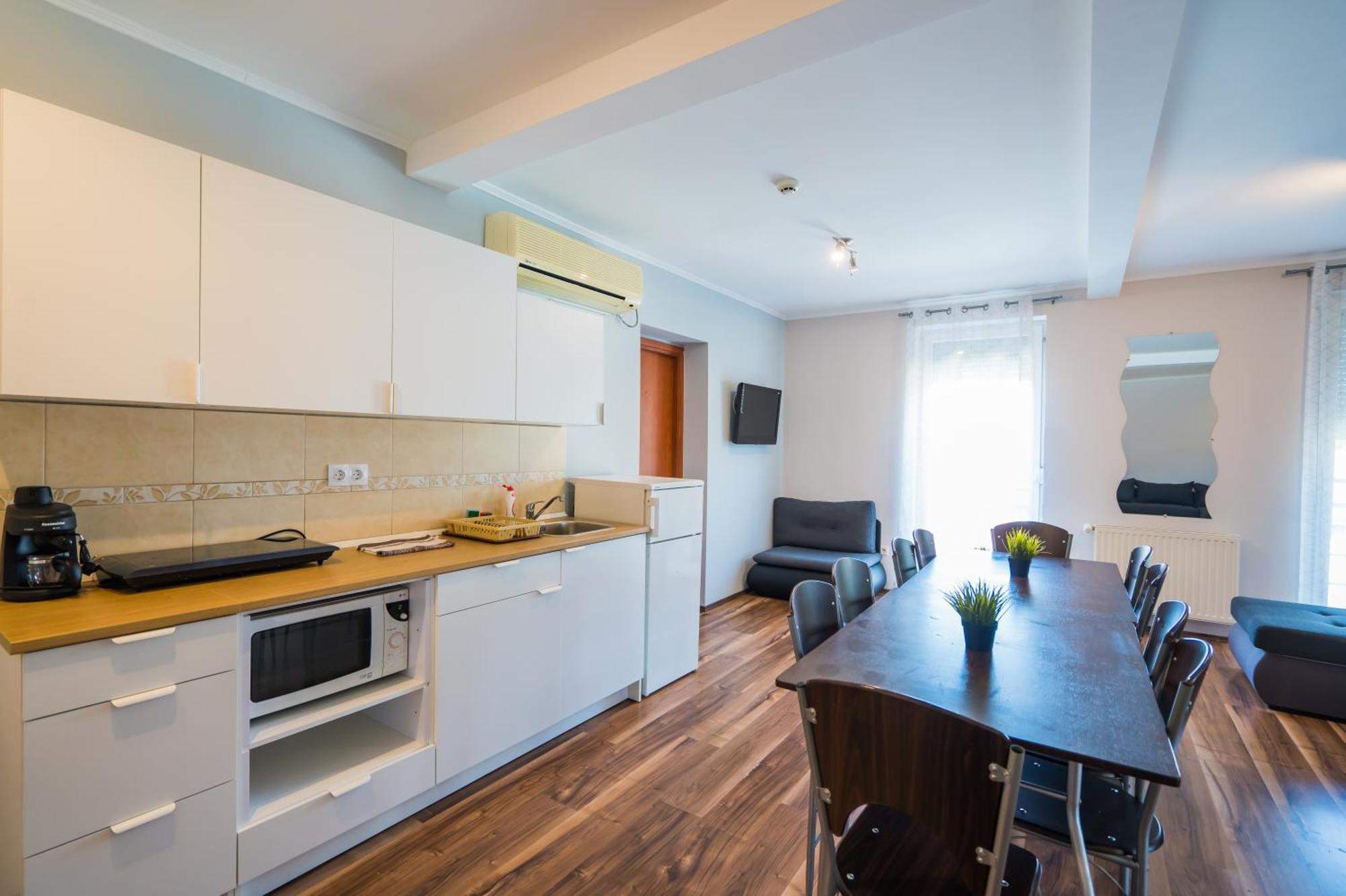 Riviera Apartmanhaz Сиофок Екстериор снимка