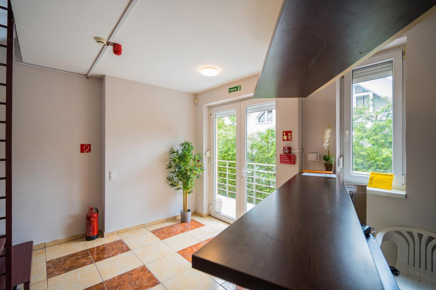 Riviera Apartmanhaz Сиофок Екстериор снимка