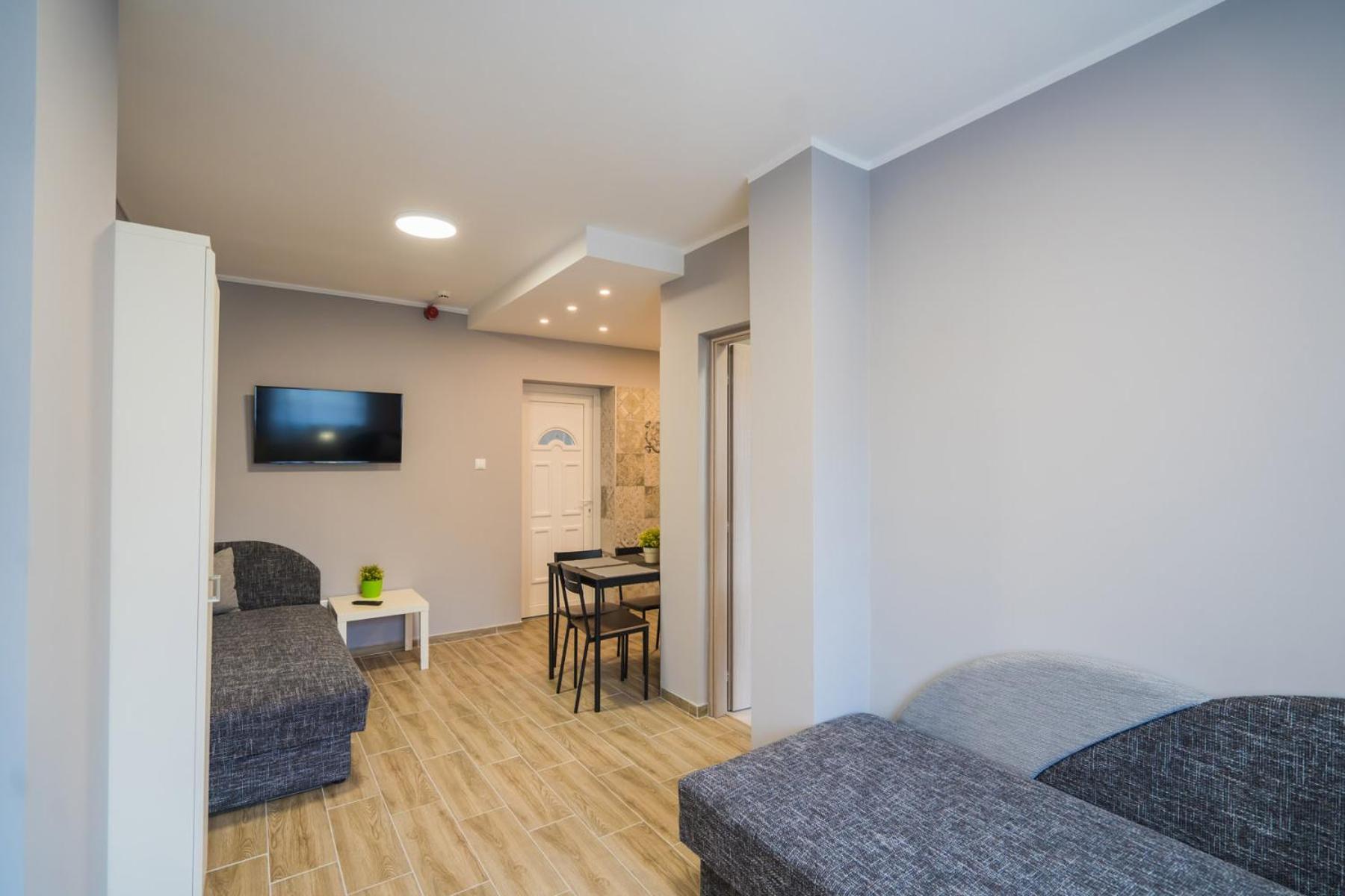 Riviera Apartmanhaz Сиофок Екстериор снимка